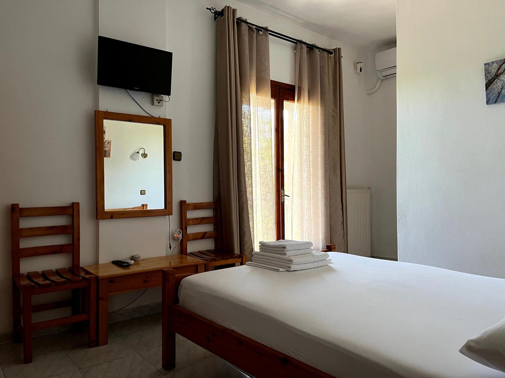 Hotel Akamatis Giorgos Therma  Pokoj fotografie